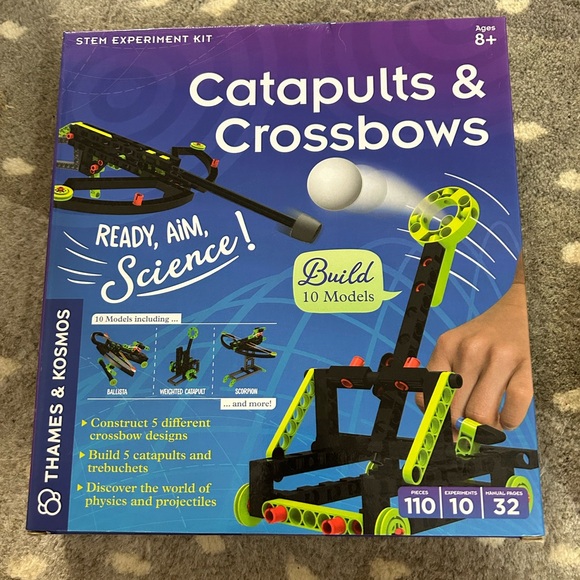 NWT! Catapults & Crossbows STEM Experiment kit - Picture 1 of 2